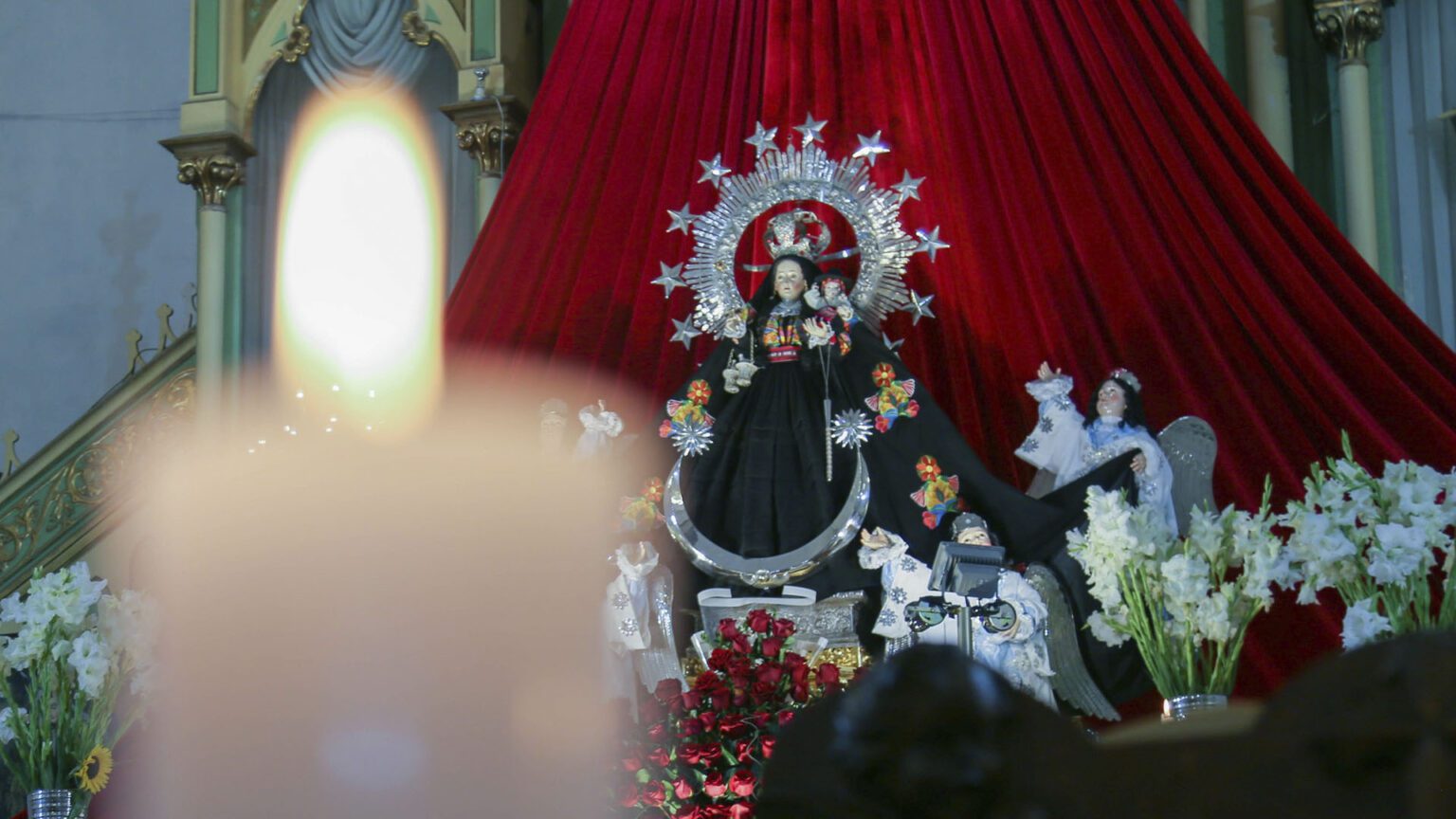 En séptimo día de novenas en honor a la Virgen de la Candelaria piden ...