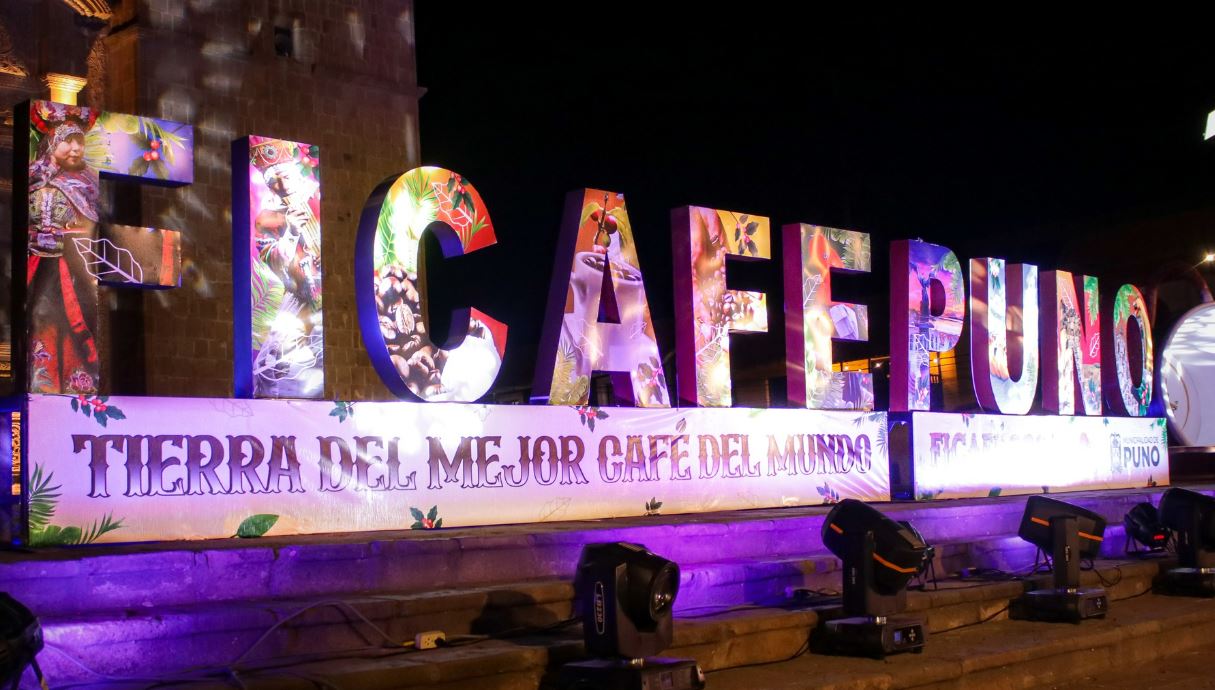 Con presentación de danza los coaties y grandiosa puesta en escena lanzan FICAFÉ 2023 en Puno