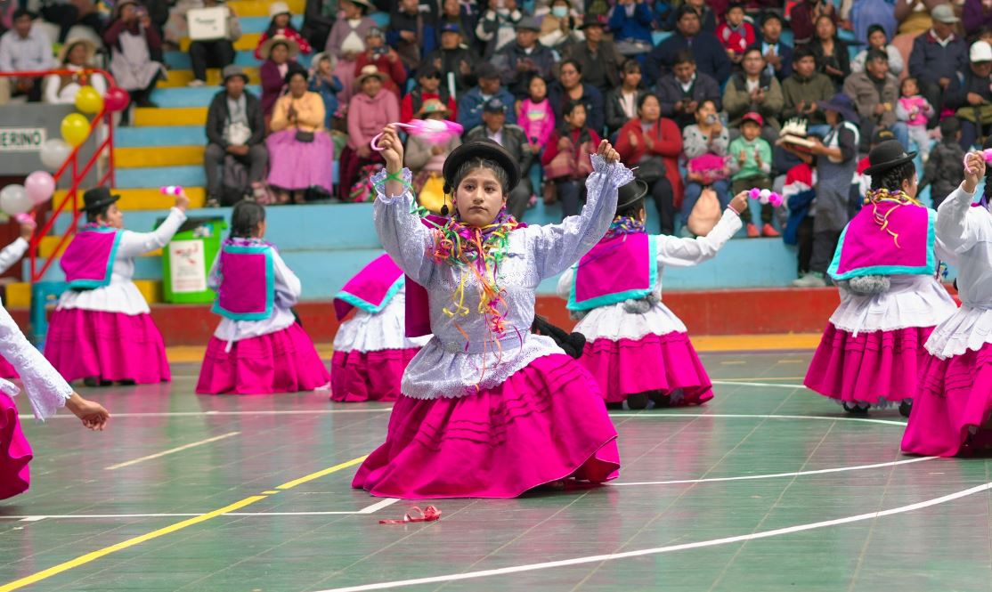 Impresionante mezcla de cultura e vivió en el XXV concurso de tarkadas, pinquilladas y chacalladas