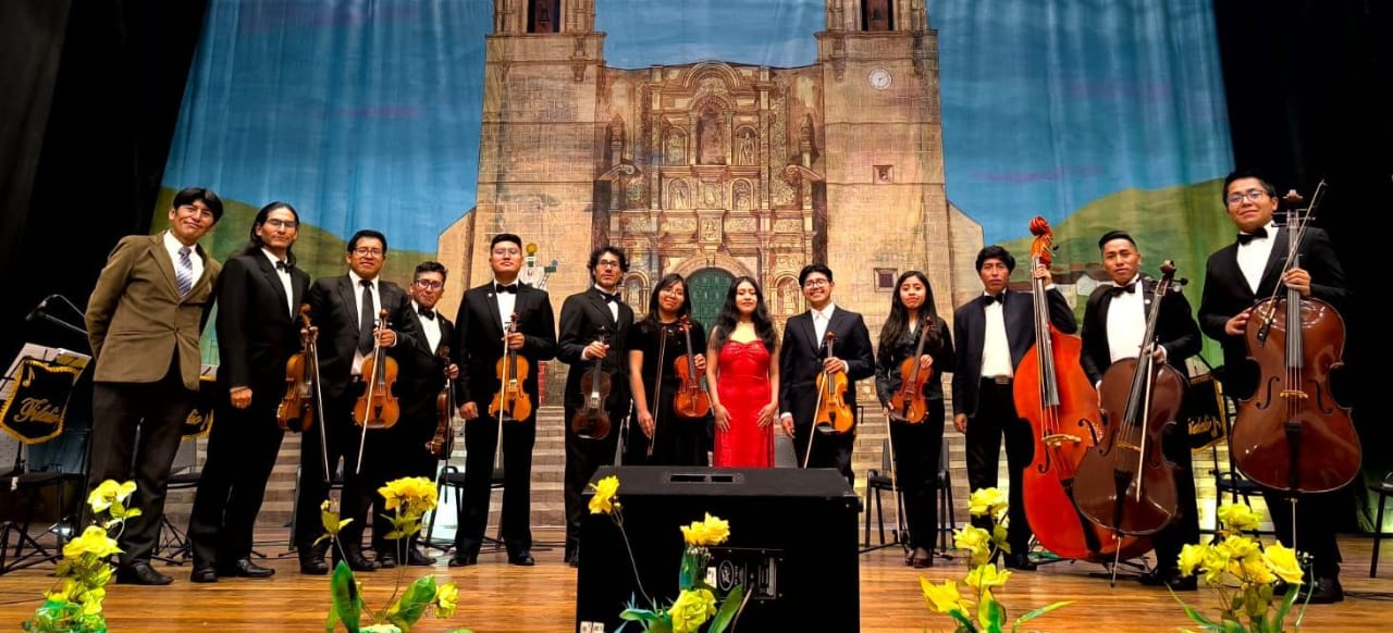 Ensamble de Cuerdas Fidelio rinde emotivo homenaje a Theodoro Valcárcel y Rosendo Huirse en el Concierto Cultural “Legado...