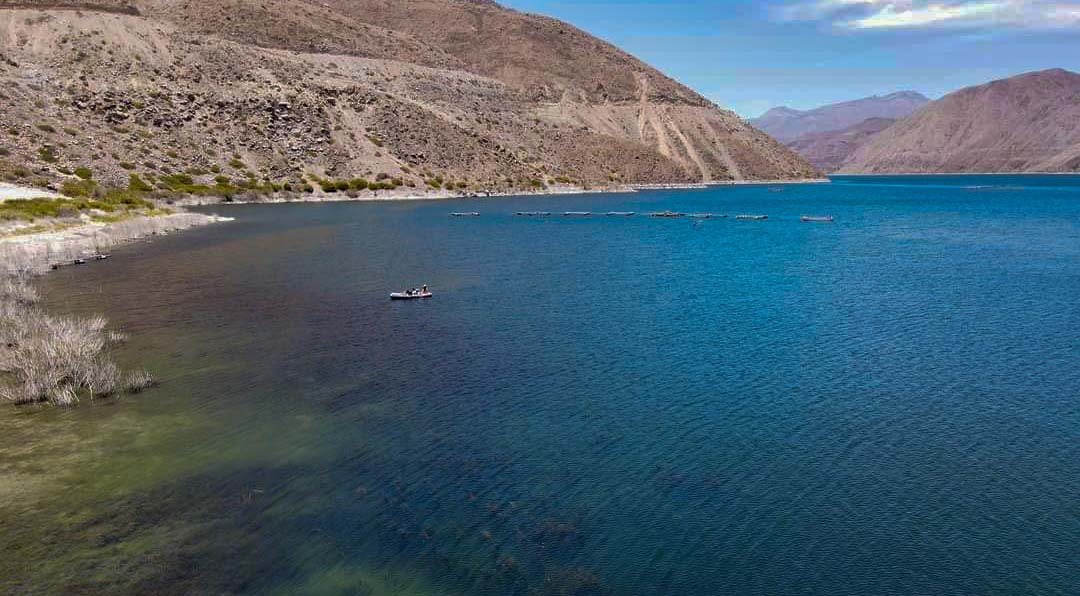 Laguna de Aricota: ¿El hogar de una ciudad perdida bajo las aguas?