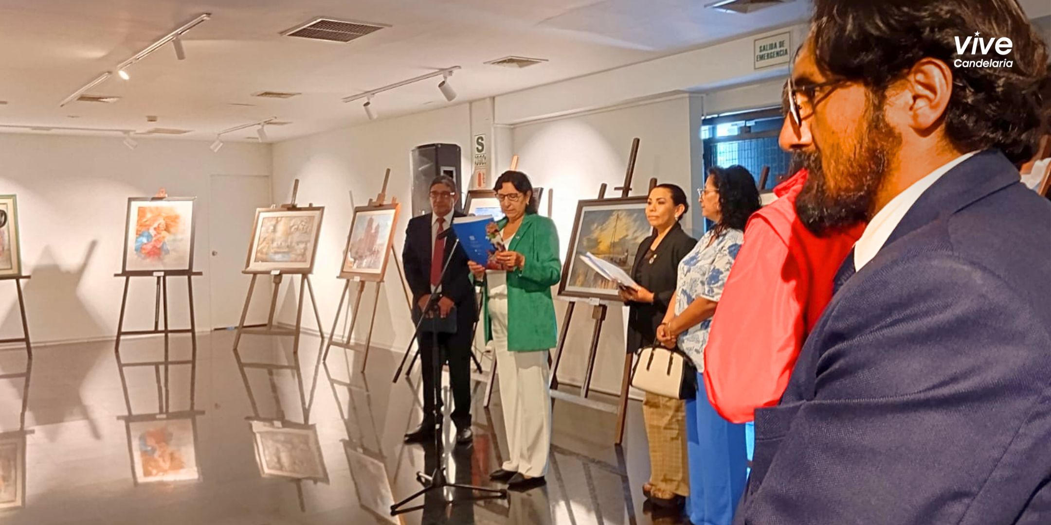 Inauguración de la V Bienal de Pintura "Puno en el Bicentenario" en la Biblioteca Nacional del Perú