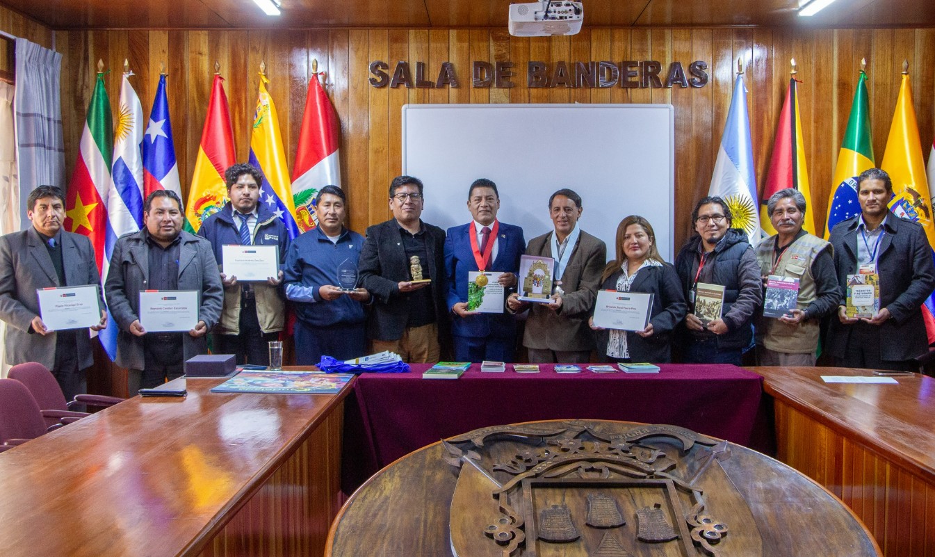 Ministerio de Cultura premia al equipo técnico de la municipalidad de Puno por gestión sostenible del patrimonio